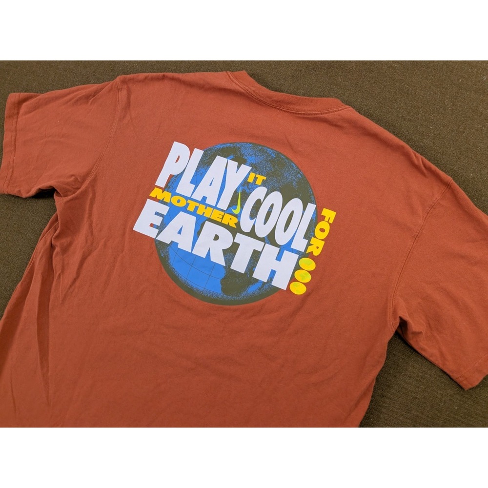 Nike Shirt Mens Large Loose Fit The Nike Tee Play It Cool Mother Earth Graphic